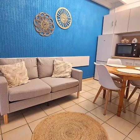 Casa de Férias Maisonnette à 150m De La Plage, Climatisée, 6 Couchages *