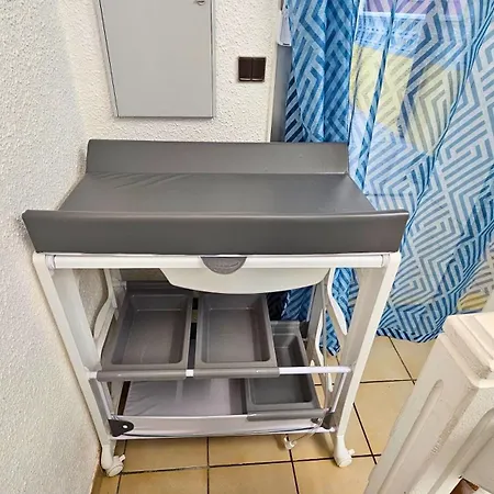 Holiday home Maisonnette A 150m De La Plage, Climatisee, 6 Couchages Le Barcares
